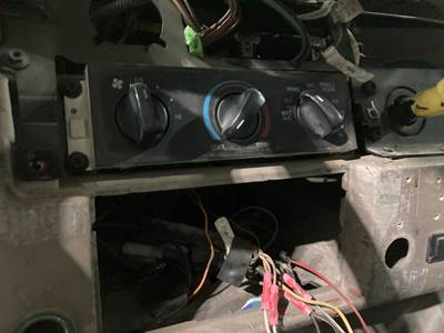 Sterling L9513 Heater / AC Temp Control