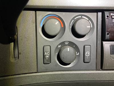 Volvo VNL Heater / AC Temp Control