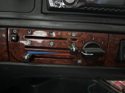 Volvo VNL Heater / AC Temp Control