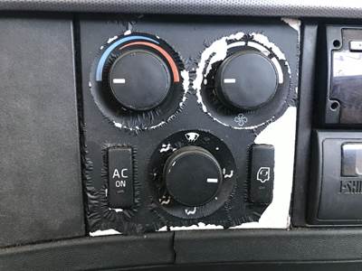 Volvo VNR Heater / AC Temp Control