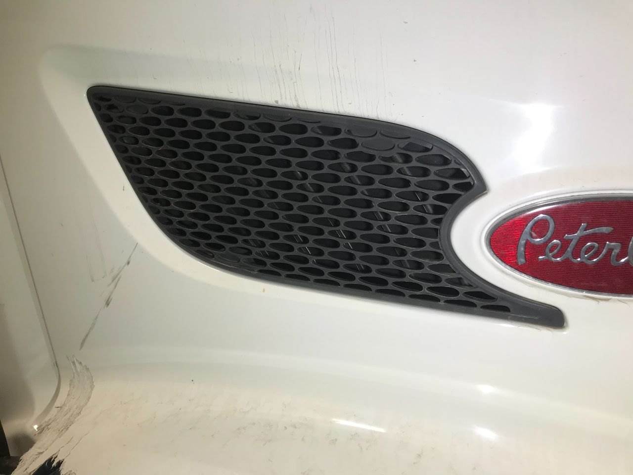 2016 Peterbilt 579 Hood Side Vent For Sale Sioux Falls, SD 25504380