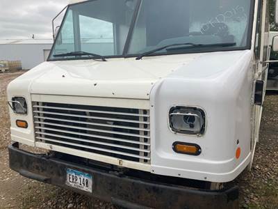 Ford E-450 Hood for a Ford E450
