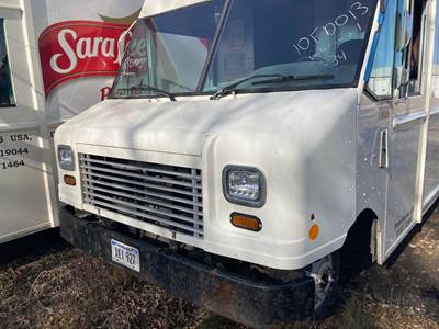 Ford E-450 Hood for a Ford E450