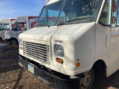Ford E-450 Hood for a Ford E450
