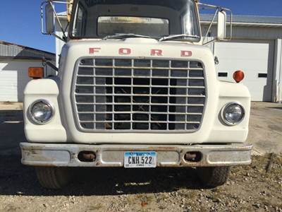 Ford LN700 Hood