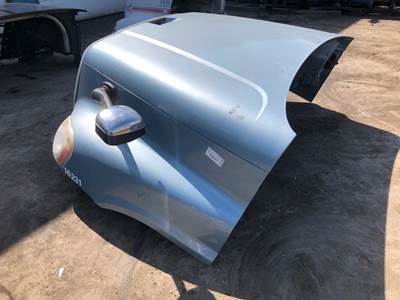 Freightliner Cascadia Hood