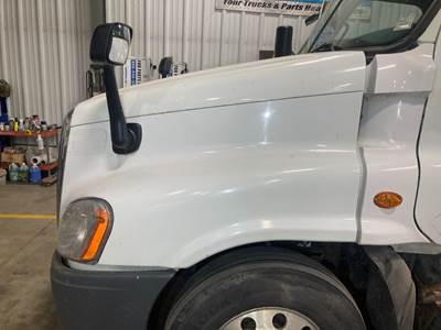 Freightliner Cascadia Hood