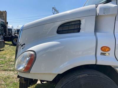 Freightliner Cascadia Hood