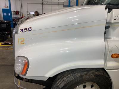 Freightliner Cascadia Hood