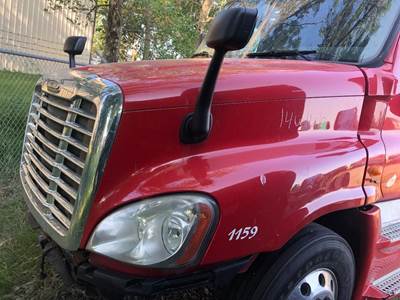 Freightliner Cascadia Hood