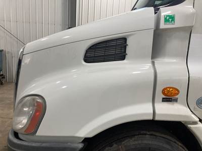 Freightliner Cascadia Hood