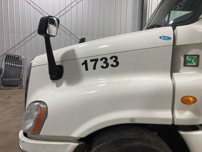 Freightliner Cascadia Hood