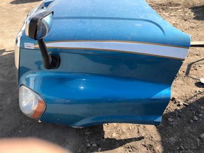 Freightliner Cascadia Hood