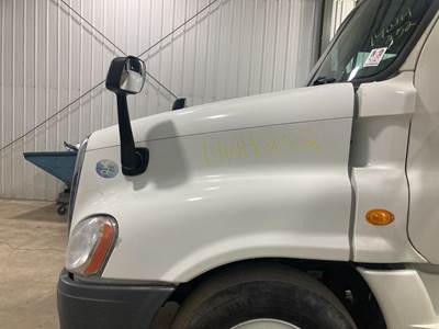 Freightliner Cascadia Hood