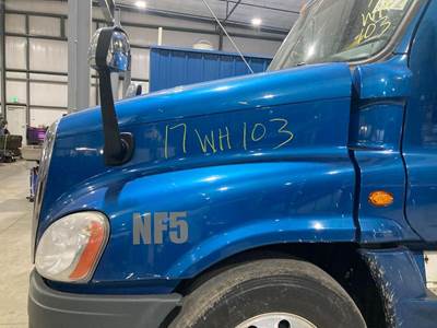 Freightliner Cascadia Hood