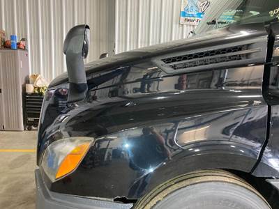 Freightliner Cascadia Hood