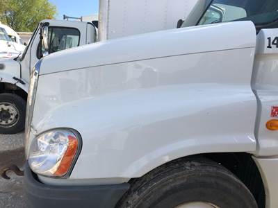 Freightliner Cascadia Hood