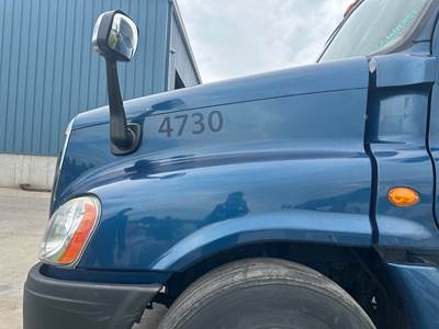 Freightliner Cascadia Hood