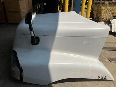 Freightliner Century Class 120 Hood for a Freightliner C120 Century