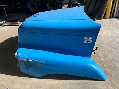 Freightliner Century Class 120 Hood for a Freightliner C120 Century