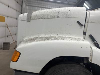 Freightliner FLD112 Hood
