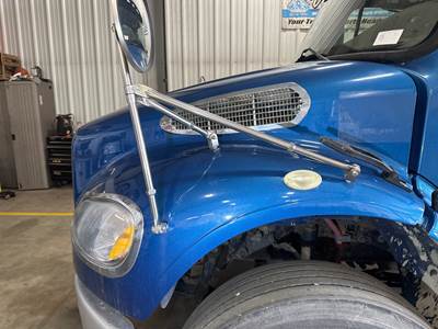 Freightliner M2 106 Hood