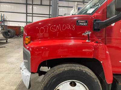 GMC C7500 Hood