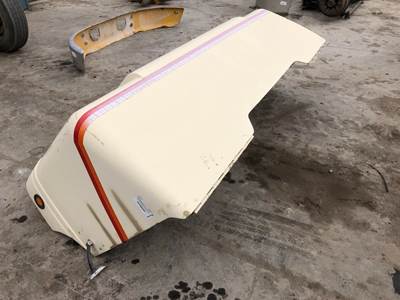 International 1652-SC Hood