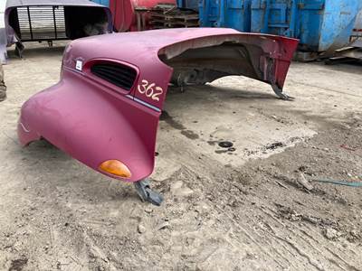 International 4400 Hood