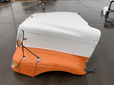 International 9400 Hood