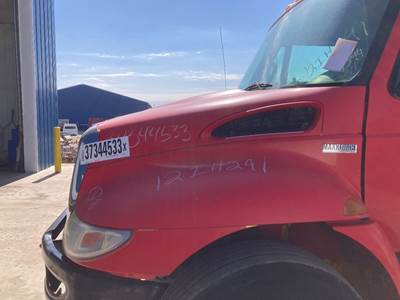 International DuraStar 4300 Hood for a International Durastar (4300)