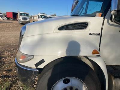 International DuraStar 4300 Hood for a International Durastar (4300)