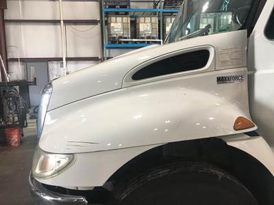 International DuraStar 4300 Hood for a International Durastar (4300)