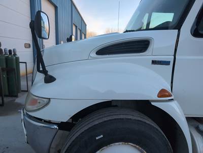 International DuraStar 4300 Hood for a International Durastar (4300)