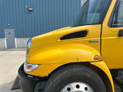 International DuraStar 4300 Hood for a International Durastar (4300)