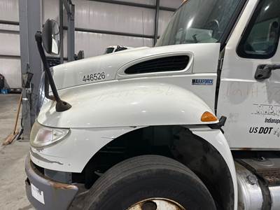 International DuraStar 4300 Hood for a International Durastar (4300)