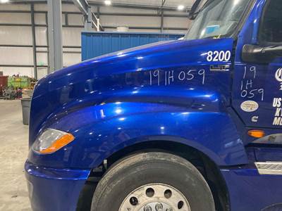 International LT Hood