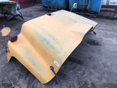 International S1600 Hood