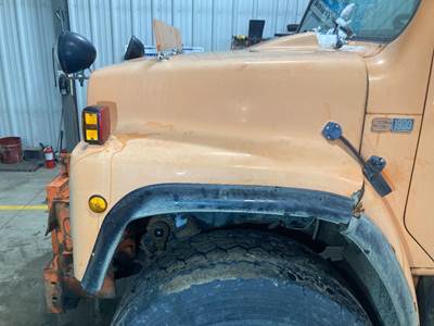 International S1900 Hood