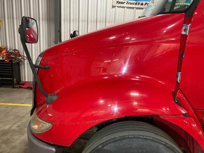 International TranStar 8600 Hood for a International Transtar (8600)