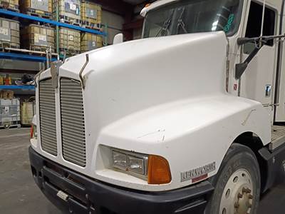 Kenworth T600 Hood