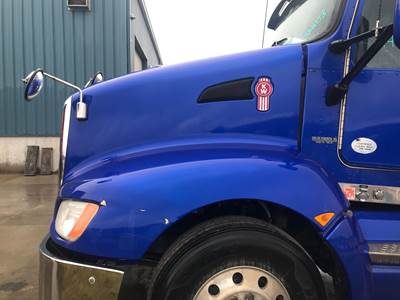 Kenworth T660 Hood