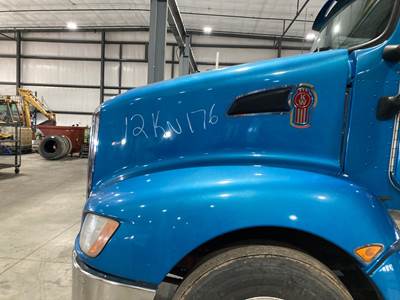 Kenworth T660 Hood