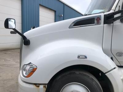 Kenworth T680 Hood