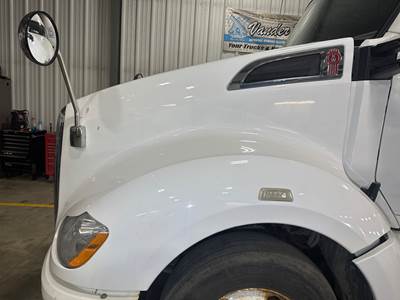 Kenworth T680 Hood