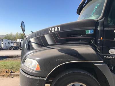 Mack CXU Hood