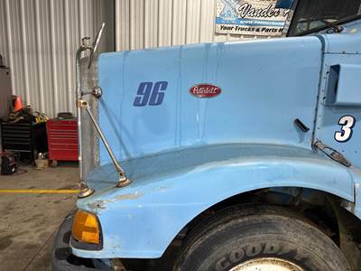 Peterbilt 377 Hood
