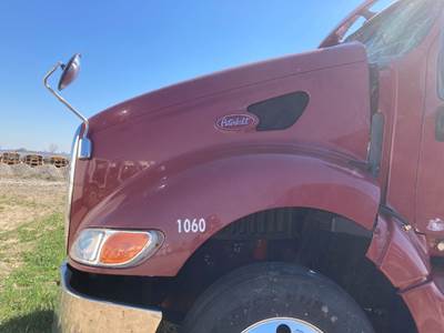 Peterbilt 387 Hood