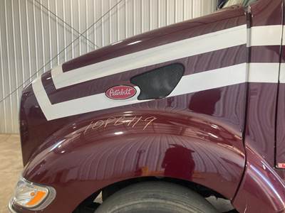 Peterbilt 387 Hood