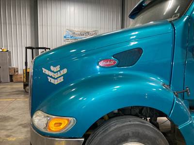 Peterbilt 387 Hood
